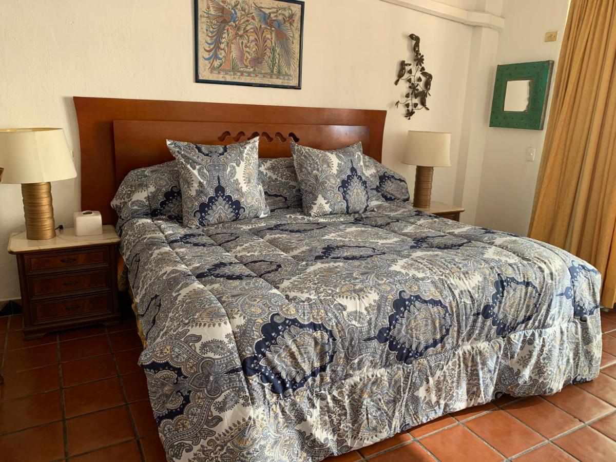 Vallarta Jr Suites Puerto Vallarta Eksteriør billede