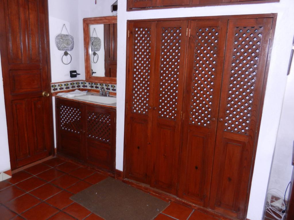 Vallarta Jr Suites Puerto Vallarta Værelse billede