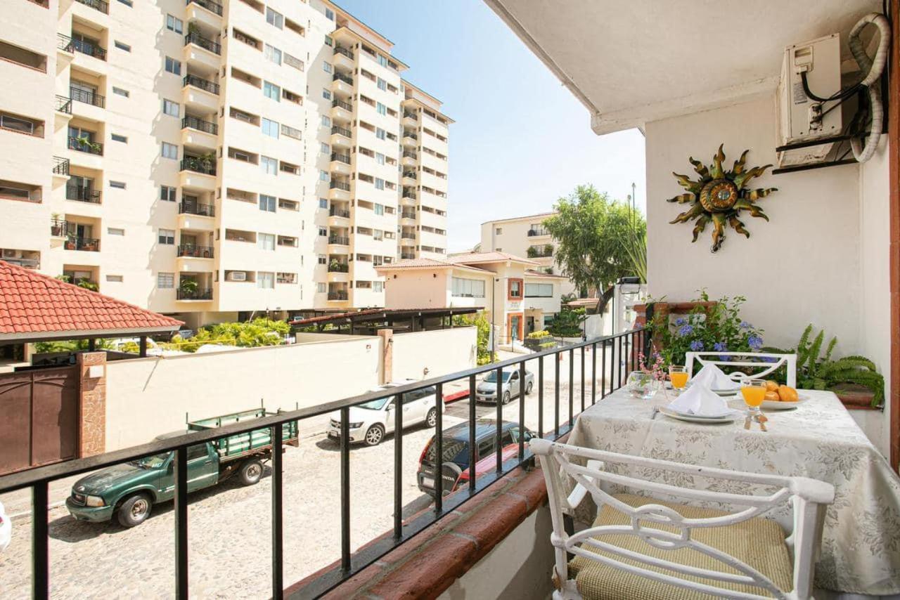 Vallarta Jr Suites Puerto Vallarta Eksteriør billede